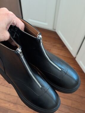 Womens Black Front-Zip Faux Leather Ankle Boots